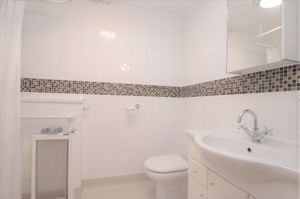 Photo 19- click for photo gallery